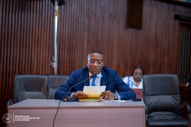 PDL-145T : Guylain Nyembo rassure les députés nationaux sur la poursuite du programme, malgré les défis